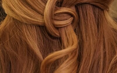 Cheveux abîmés par l&rsquo;été : comment leur redonner vie à la rentrée